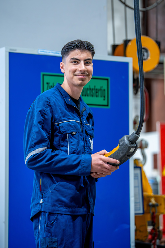 Interview mit Furkan Kilic – Elektroniker für Betriebstechnik