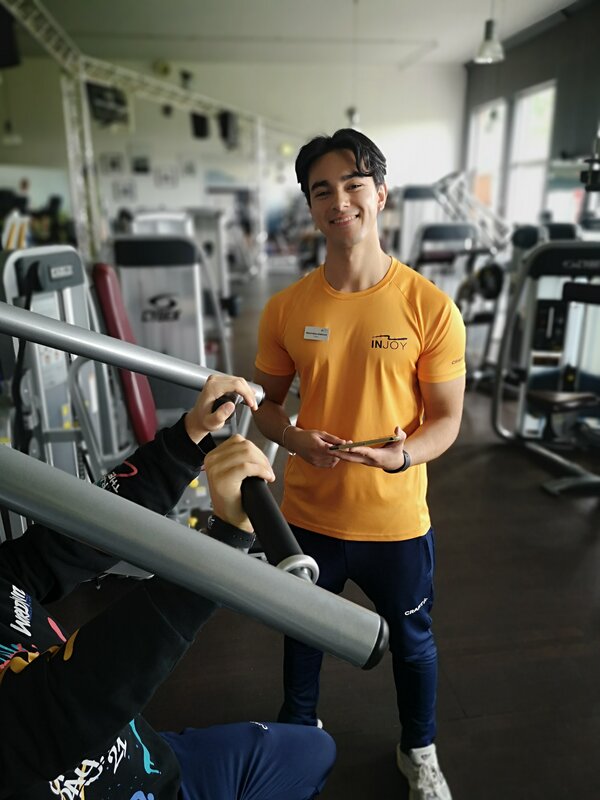 Interview mit Maximilian Kieliszek – Sport- und Fitnesskaufmann