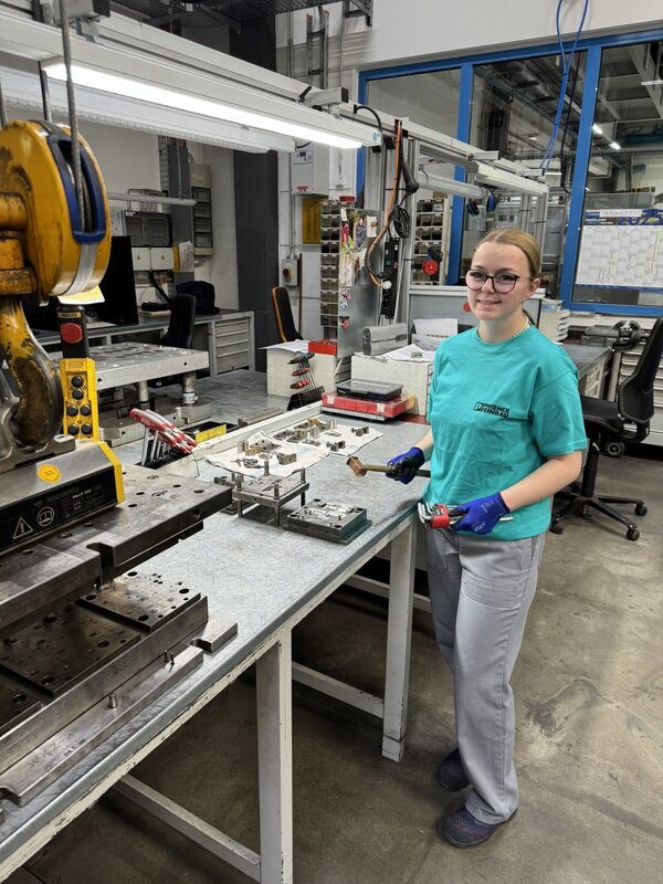 Interview mit Vanessa Hoffmann – Werkzeugmechanikerin